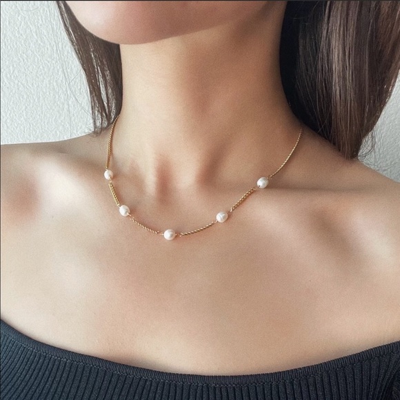 18K Gold Plating Athena Pearl Station Necklace - Picture 4 of 4